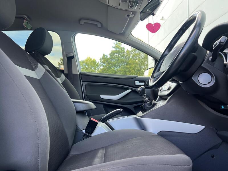 28a873f215a24d8783d26bb0cf66c663