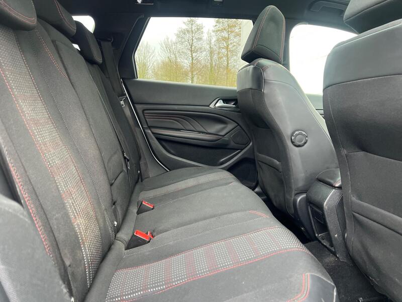 32cfcc413669494a8a3fd4257c565ea1