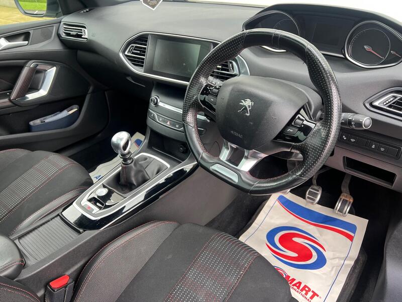 8a5f2998d77b409e86675e0816f81dc4