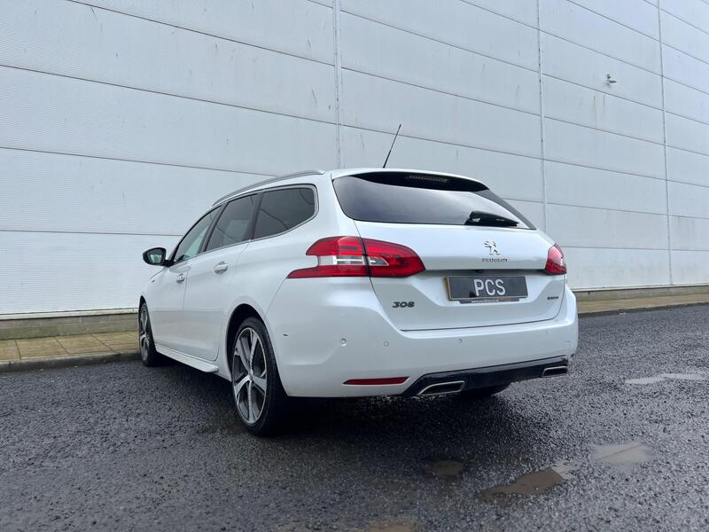 b13bec33da0b4595a0372e18dc6272db