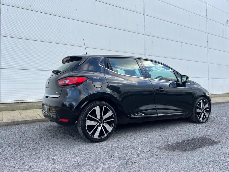 ff74a34b564449748b2a2123670086b8